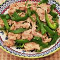 あーこ姐's cooksnap of when they made 絶品！豚バラとピーマンのガリバタ炒め.