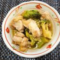 emiiem's cooksnap of when they made 舞茸香る！鶏肉とブロッコリーの塩麹炒め♡.