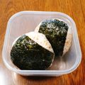 もふもふクロさん's cooksnap of when they made ごま香る☆おにぎり(鮭・チーズ).
