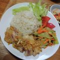 noaさん's cooksnap of when they made 炊飯器で炊くだけ！海南チキンライス☆.