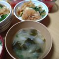 よちりん's cooksnap of when they made わかめと新たまねぎの味噌汁.