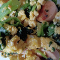 アキラ♀'s cooksnap of when they made ほうれん草と卵と魚肉ソーセージ炒め.