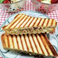 在宅勤務のおじさん's cooksnap of when they made ◆ ツナチーズホットサンド大人用 ◆.