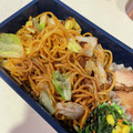 ゆうゆう715's cooksnap of when they made 超簡単くっつかない焼きそば◎お弁当用.