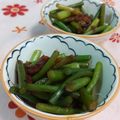 赤い電話's cooksnap of when they made にんにくの芽梅肉和え.