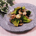 クックHG9V8Y☆'s cooksnap of when they made 簡単★マッシュルームとブロッコリーの炒め.
