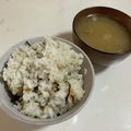 papikun's cooksnap of when they made ☆ごま油香る 塩昆布ゆかり おにぎり.