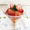 アシマリ22's cooksnap of when they made 簡単いちごゼリー.