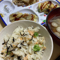 リラシャン's cooksnap of when they made ひじき＆鮭の簡単炊き込みごはん☆.