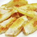 ちぇりぃ2014's cooksnap of when they made 餃子の皮で簡単おつまみ（２種類）.