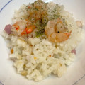 やよい・M's cooksnap of when they made 炊飯器で簡単えびピラフ.
