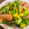 viekaie's cooksnap of when they made ウィンナーとアスパラのバター醤油炒め☆.
