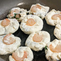 ほのぼのりん☆'s cooksnap of when they made 寝かさず超早旨い！子供でも簡単☆餃子の皮.