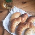 emioemi's cooksnap of when they made 全粒粉入り塩パン（ＨＢ使用）.