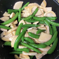 maririn99's cooksnap of when they made 簡単！たけのことスナップエンドウの炒め物.