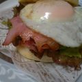 ジビエ大好き☆'s cooksnap of when they made ハンバーガー(ベーコンエッグ).