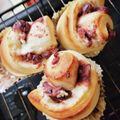ハチ8コロ8's cooksnap of when they made あんこ＆クリームチーズパン（基本生地）.