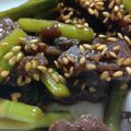 タエちゃん♪'s cooksnap of when they made にんにくの茎と牛肉のスタミナ甘辛炒め.