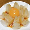 vabochan's cooksnap of when they made 花咲く♪新たまねぎの黄身じょうゆかけ.