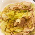 おじさんの自炊料理's cooksnap of when they made 母の味☆豚ときゃべつの粒マスタード和え.