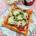 在宅勤務のおじさん's cooksnap of when they made 朝から幸せ❤︎喫茶店ピザトースト❤︎.