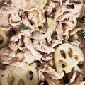 mayutoto's cooksnap of when they made れんこんと豚バラの甘辛炒め.
