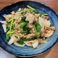 スージー＆ジル's cooksnap of when they made 新玉ねぎと肉ニラ炒め.