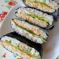 ♡ともりん's cooksnap of when they made 定番！ツナマヨおにぎらず.