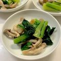 CHISA☆ごはん♪'s cooksnap of when they made レンジで簡単♪小松菜とぶなしめじのナムル.