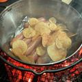 papikun's cooksnap of when they made アウトドアで簡単★ウィンナーの燻製.