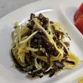 vivianj's cooksnap of when they made えのきときくらげのコリコリ塩ナムル.