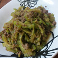 脩ﾏﾏ's cooksnap of when they made ゴーヤの鶏そぼろ炒め.