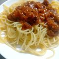 ひんべえ's cooksnap of when they made 残ったハンバーグで☆ミートソース.