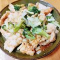 かわゆう1211's cooksnap of when they made 鶏肉とブロッコリーのチリチーズ炒め和え.