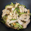 Epi☆'s cooksnap of when they made さっぱり鶏むね肉ときゅうりの簡単甘酢炒め.