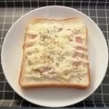 ☆hikonyan☆'s cooksnap of when they made 後のせマヨがじゅわっ♡ハムチートースト.