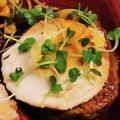 私市ビッキーズ津門巳's cooksnap of when they made “目玉焼き&温泉タマゴの玉々ハンバーグ”.