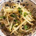 にゃんこりんご's cooksnap of when they made ニラもやし胡麻サラダ.