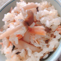 KAORULALA's cooksnap of when they made 焼き鮭としめじの炊き込みご飯….