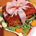 クックE04FUY☆'s cooksnap of when they made 誕生日に！プレゼント型デコハンバーグ♡.