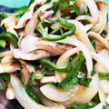 えいぽよCookママ's cooksnap of when they made 舞茸と玉ねぎのバターしょうゆ炒め.