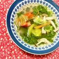 ふたごゆき's cooksnap of when they made 簡単♪レタスとパプリカきのこの中華スープ.
