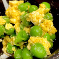 Komamemama's cooksnap of when they made うすいえんどう豆の卵とじ.