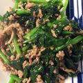ベティ３'s cooksnap of when they made 調味料だけ簡単中華風ホウレン草バター炒め.