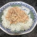 ねおみ's cooksnap of when they made 鮭フレークで鮭マヨ丼.