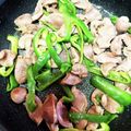 ☆アンシェル☆'s cooksnap of when they made 【農家のレシピ】ピーマンと砂肝の塩炒め.