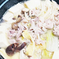 P_heaven's cooksnap of when they made 豚白菜ときのこの無水ごま油鍋.