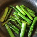 りえたったん's cooksnap of when they made 香ばしジューシー！アスパラガスの蒸し焼き.