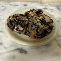 ナピト's cooksnap of when they made おひとりさまの鮭フレークとひじきおにぎり.