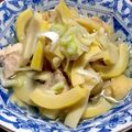 見習い台所戦士's cooksnap of when they made 竹の子油揚げと鶏胸肉の煮物.